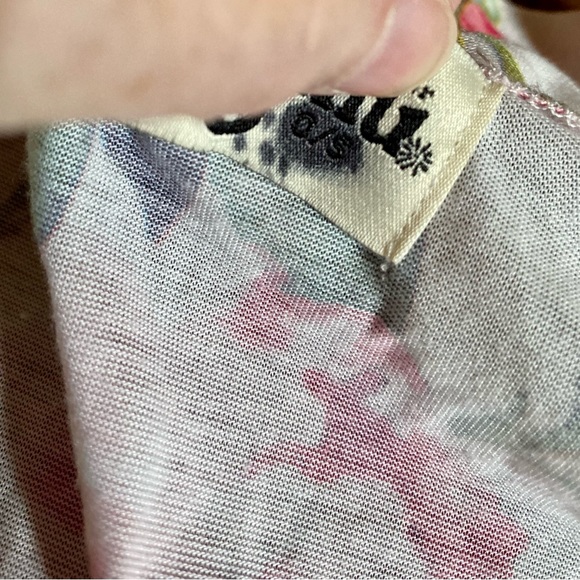 🔥Show me your Mu Mu Brie Robe Roses🔥 no belt - Picture 5 of 8